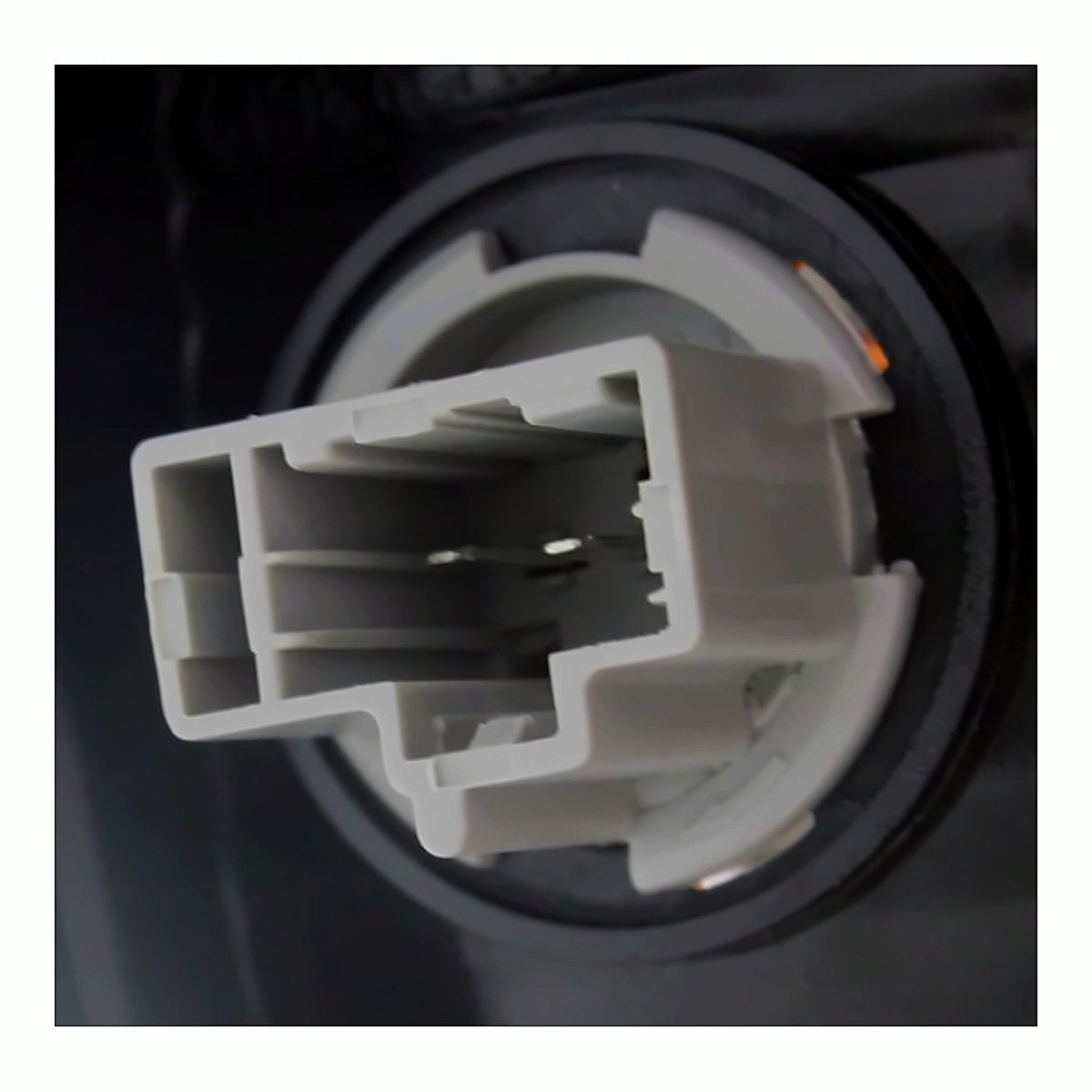 2013-2015 Honda Civic Sedan - Passenger Side Tail Light - connector view, Part HO2805102