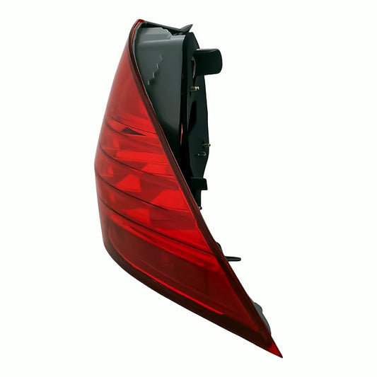 2006-2007 Honda Accord Sedan - Passenger Side Tail Light - side angle, Part HO2819130